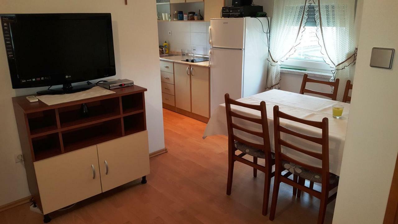 Marina Apartment Biograd Na Moru Exterior photo